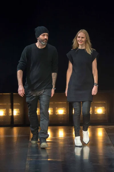 Look 38